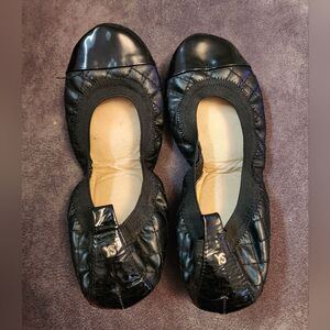 Yosi Samra Size 7 Flats Foldable Stylish Black Quilted Ballet Flats